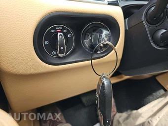 2017 Porsche Macan – miniatura 8