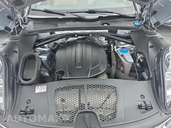 2017 Porsche Macan – miniatura 18