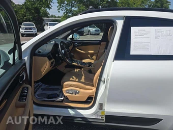 2017 Porsche Macan – miniatura 3