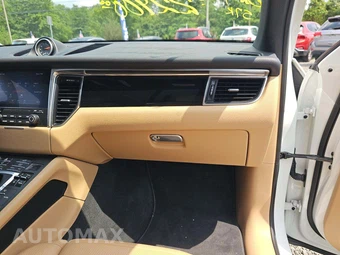 2017 Porsche Macan – miniatura 16