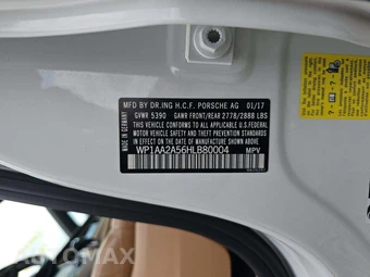 2017 Porsche Macan – miniatura 2