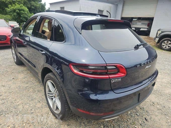 2017 Porsche Macan – miniatura 2