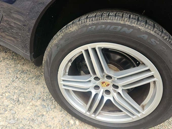 2017 Porsche Macan – miniatura 22