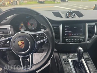 2017 Porsche Macan – miniatura 14
