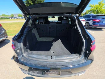 2017 Porsche Macan – miniatura 14