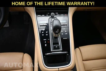 2017 Porsche Panamera 4 - miniatura 31