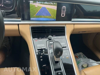 2017 Porsche Panamera 4 - miniatura 11