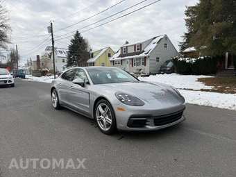 2017 Porsche Panamera 4 – miniatura 3