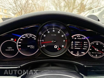 2017 Porsche Panamera 4 – miniatura 35