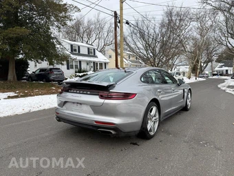2017 Porsche Panamera 4 – miniatura 4