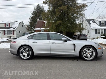 2017 Porsche Panamera 4 – miniatura 8