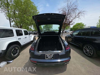 2017 Porsche Panamera 4 – miniatura 14