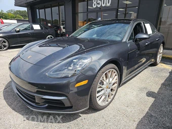 2017 Porsche Panamera 4S