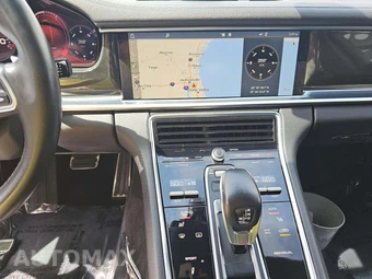 2017 Porsche Panamera 4S - miniatura 10