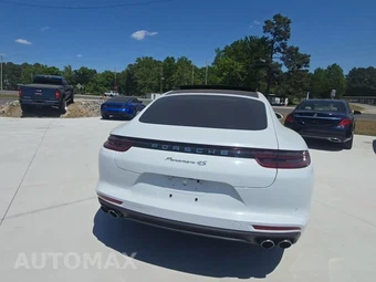2017 Porsche Panamera 4S – miniatura 4