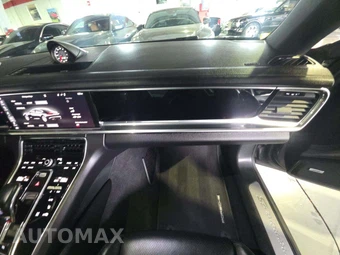 2017 Porsche Panamera 4S – miniatura 19