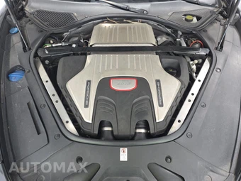 2017 Porsche Panamera Turbo – miniatura 15