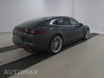 2017 Porsche Panamera Turbo – miniatura 4