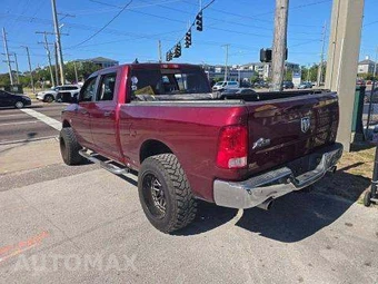 2017 Ram 1500 Big Horn Crew Cab Medium Bed - miniatura 2