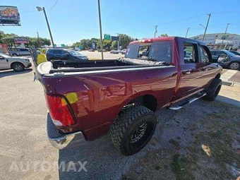 2017 Ram 1500 Big Horn Crew Cab Medium Bed - miniatura 3