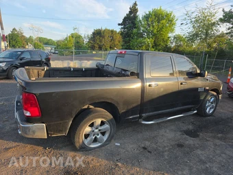 2017 Ram 1500 Big Horn Crew Cab Medium Bed - miniatura 4
