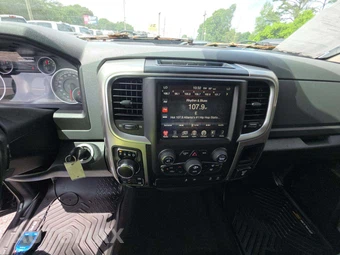 2017 Ram 1500 Big Horn Crew Cab Medium Bed – miniatura 10