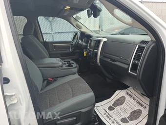 2017 Ram 1500 Big Horn Crew Cab Short Bed - miniatura 8