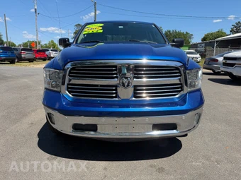 2017 Ram 1500 Big Horn Crew Cab Short Bed - miniatura 2
