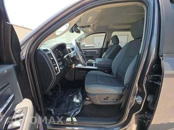 2017 Ram 1500 Big Horn Crew Cab Short Bed - miniatura 3