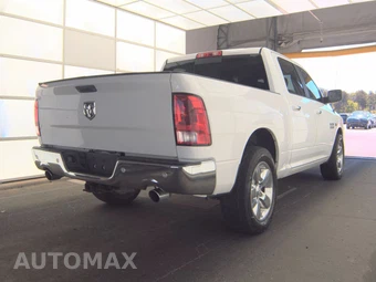 2017 Ram 1500 Big Horn Crew Cab Short Bed – miniatura 4