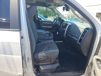 2017 Ram 1500 Big Horn Crew Cab Short Bed – miniatura 8