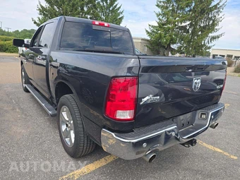 2017 Ram 1500 Big Horn Crew Cab Short Bed - miniatura 2