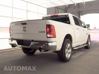 2017 Ram 1500 Big Horn Crew Cab Short Bed - miniatura 4