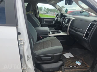 2017 Ram 1500 Big Horn Crew Cab Short Bed - miniatura 8