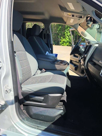 2017 Ram 1500 Big Horn Extended Cab Medium Bed - miniatura 18