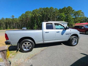2017 Ram 1500 Big Horn Extended Cab Medium Bed - miniatura 4