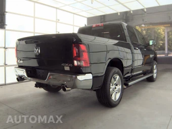 2017 Ram 1500 Big Horn Extended Cab Medium Bed - miniatura 4