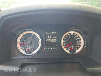 2017 Ram 1500 Express Crew Cab Short Bed – miniatura 9