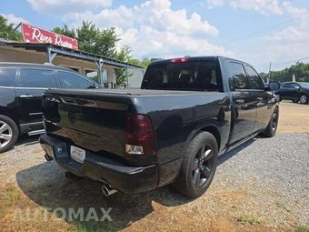 2017 Ram 1500 Express Crew Cab Short Bed – miniatura 3