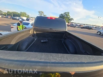 2017 Ram 1500 Express Crew Cab Short Bed - miniatura 16