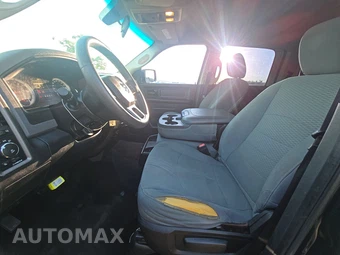 2017 Ram 1500 Express Crew Cab Short Bed - miniatura 7