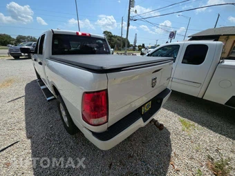 2017 Ram 1500 Express Crew Cab Short Bed - miniatura 2
