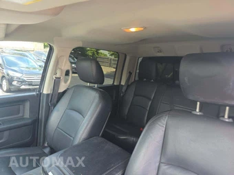 2017 Ram 1500 Express Crew Cab Short Bed – miniatura 11