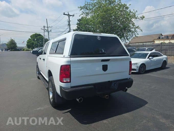 2017 Ram 1500 Express Crew Cab Short Bed – miniatura 2
