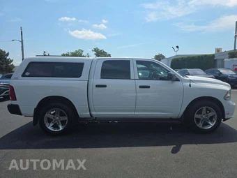 2017 Ram 1500 Express Crew Cab Short Bed – miniatura 4