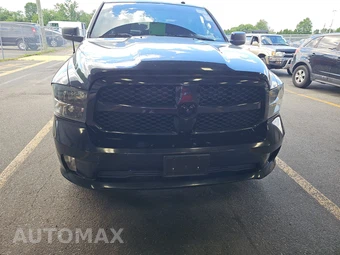 2017 Ram 1500 Express Crew Cab Short Bed – miniatura 2