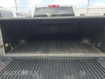 2017 Ram 1500 Express Crew Cab Short Bed - miniatura 14