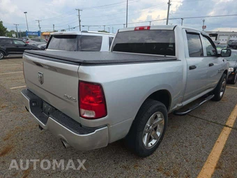 2017 Ram 1500 Express Crew Cab Short Bed - miniatura 3