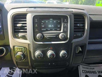 2017 Ram 1500 Express Extended Cab Medium Bed – miniatura 10