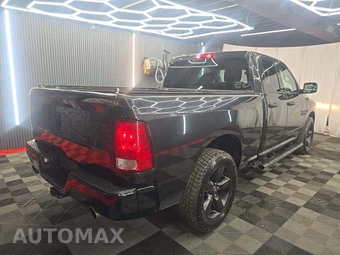 2017 Ram 1500 Express Extended Cab Medium Bed – miniatura 3
